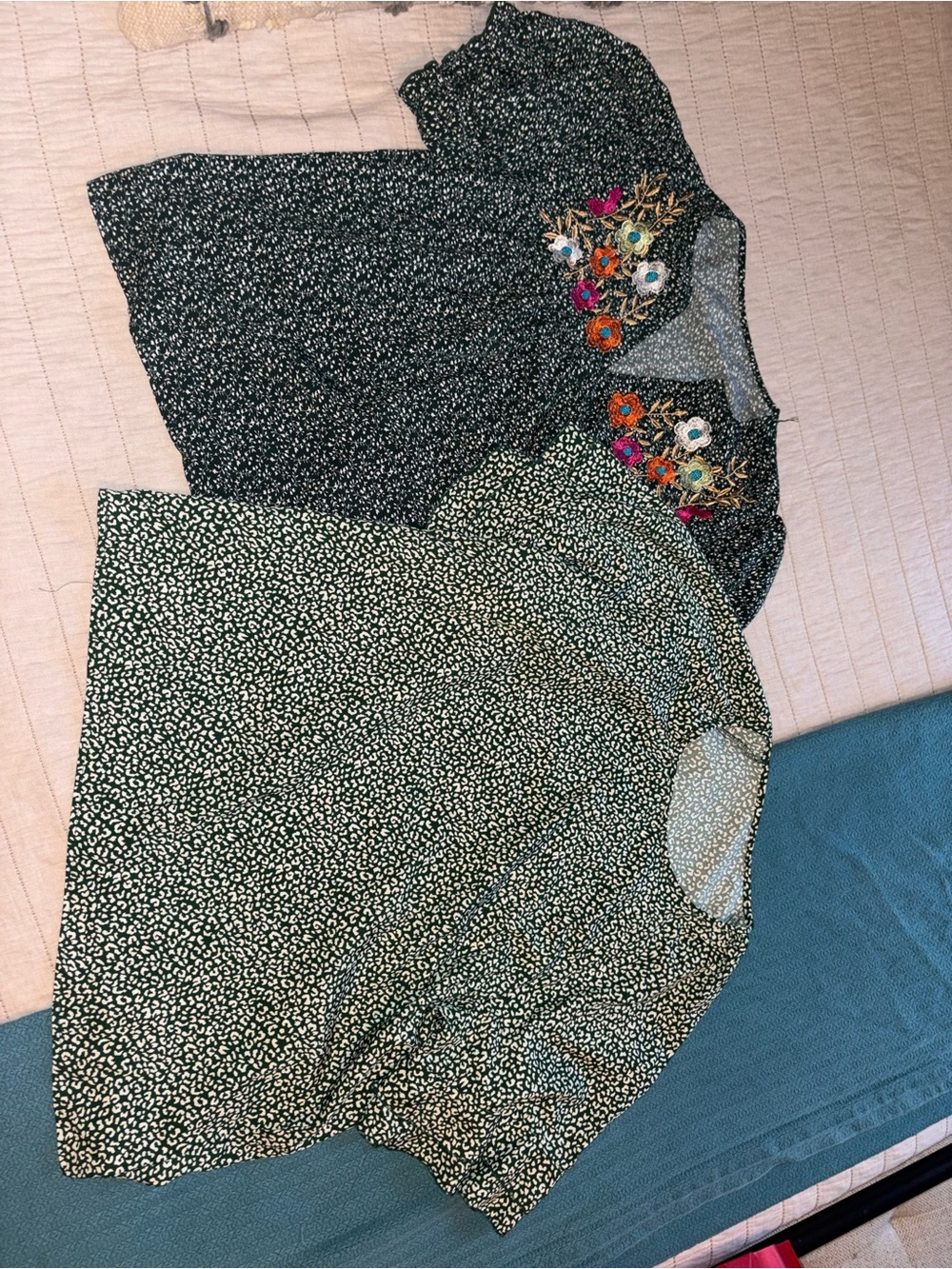 ***SHEIN Floral Blouse Bundle - in Green & White